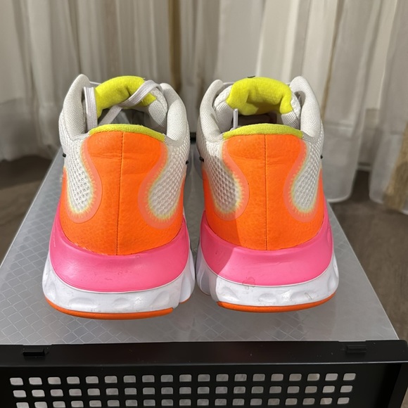 Nike Renew. Size:10. Lightly worn - Picture 3 of 5